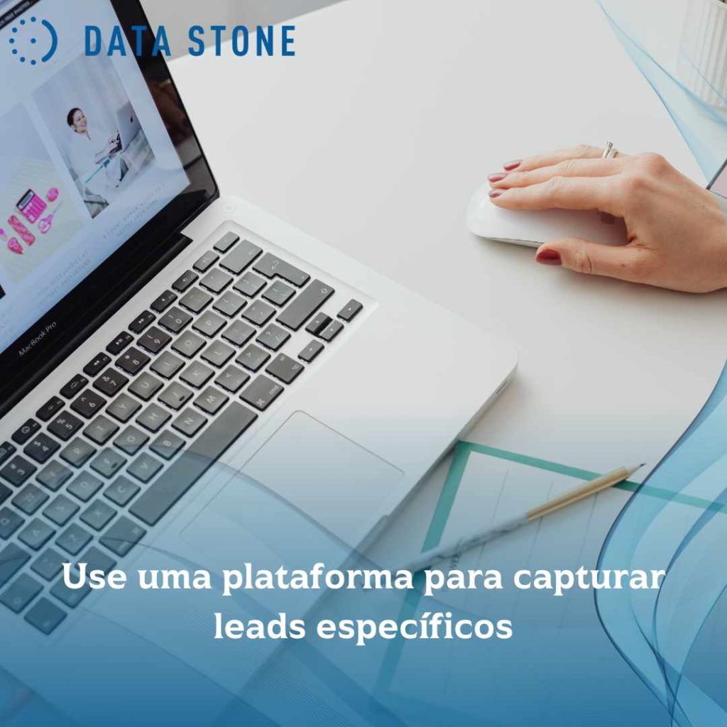 Como vender treinamentos na internet? 3 Use uma plataforma para capturar leads específicos